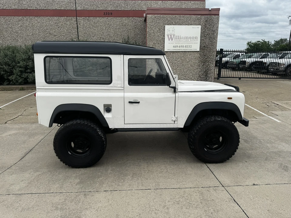 1986 Land Rover Defender 90 - Image 10 of 27