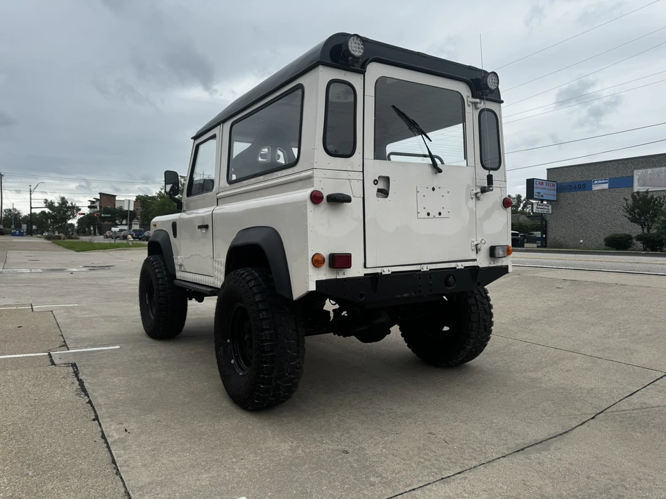 1986 Land Rover Defender 90 - Image 16 of 27