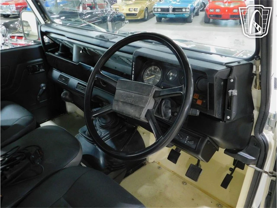 1986 Land Rover Defender - Image 10 of 31