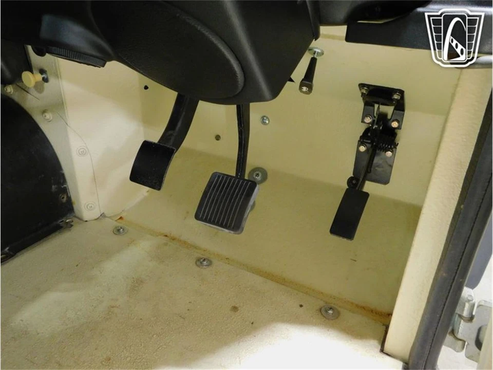 1986 Land Rover Defender - Image 15 of 31