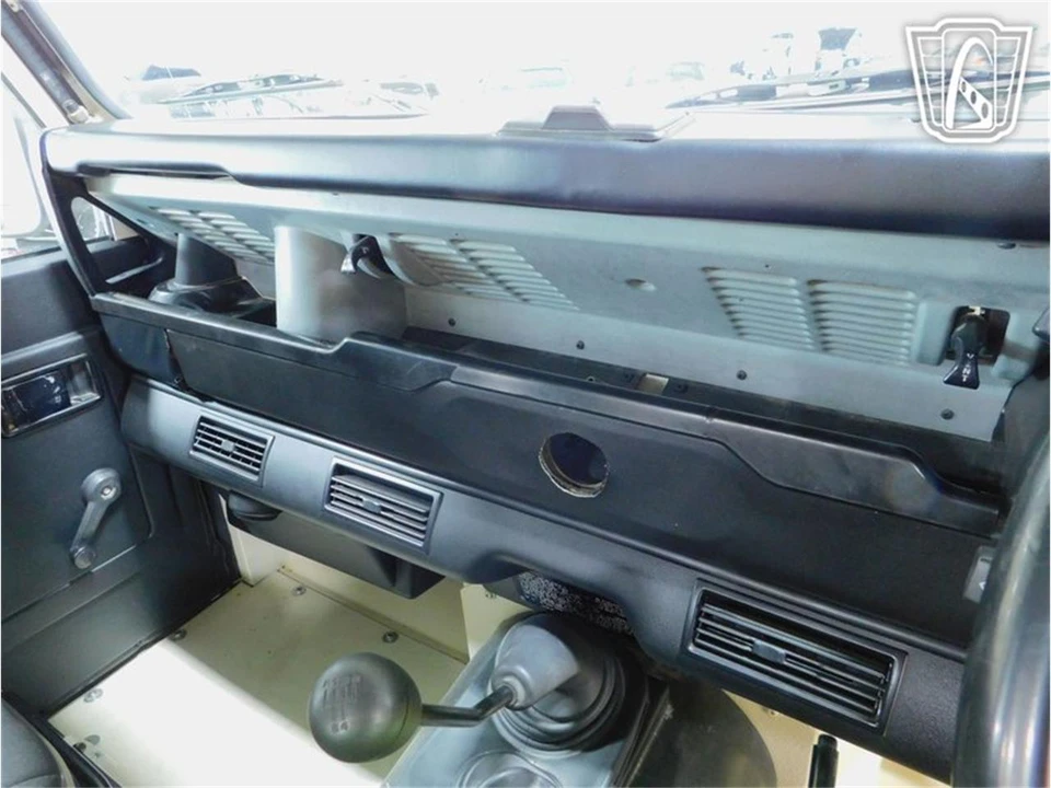 1986 Land Rover Defender - Image 12 of 31