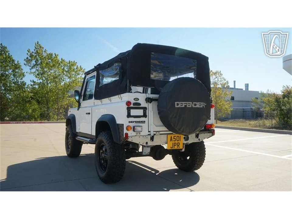 1986 Land Rover Defender - Image 9 of 31