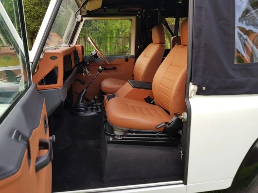1986 Land Rover Defender - Image 4 of 12