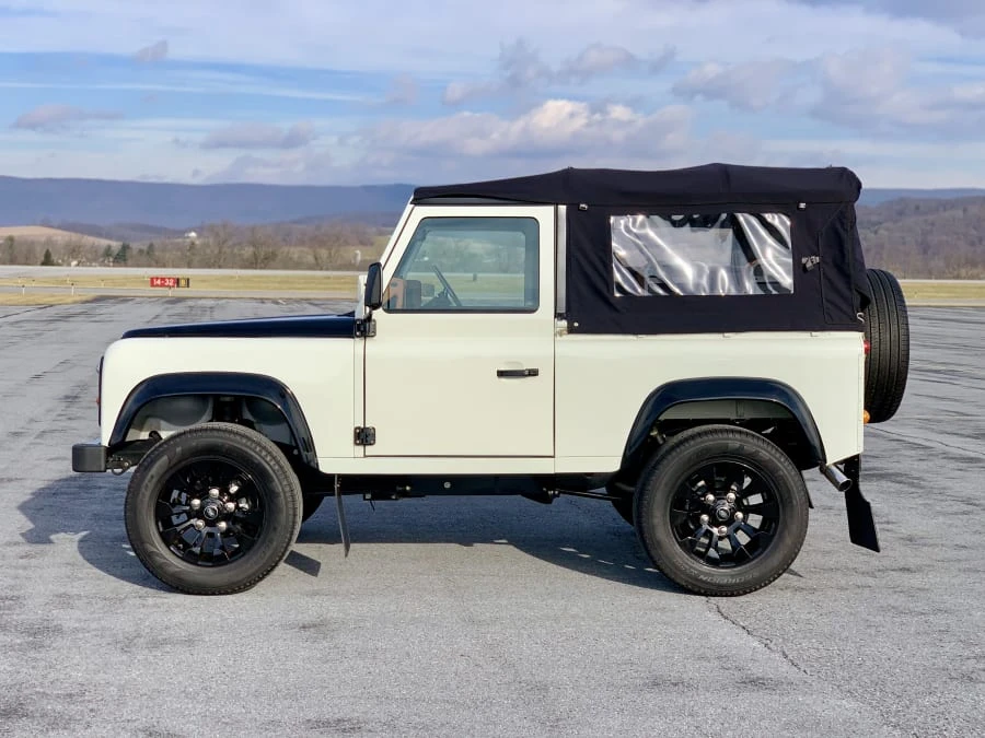 1986 Land Rover Defender - Image 2 of 12