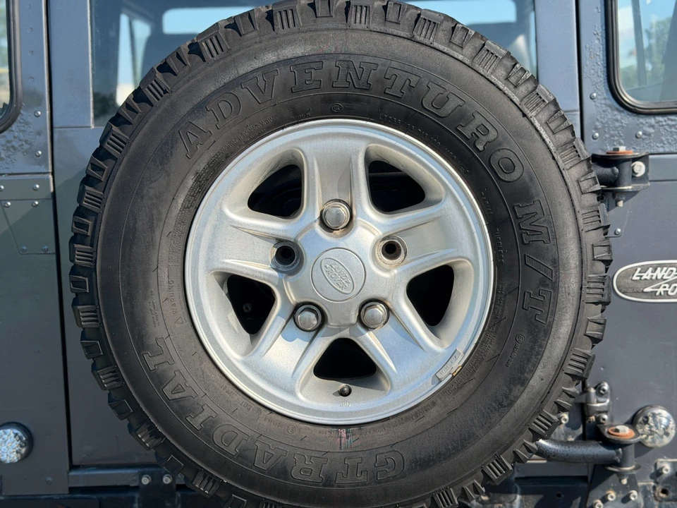 1986 Land Rover Defender - Image 17 of 31