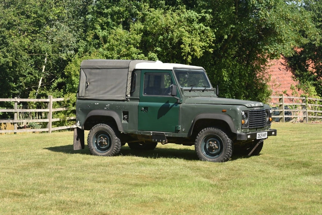 1986 Land Rover Defender 90 - Image 8 of 30