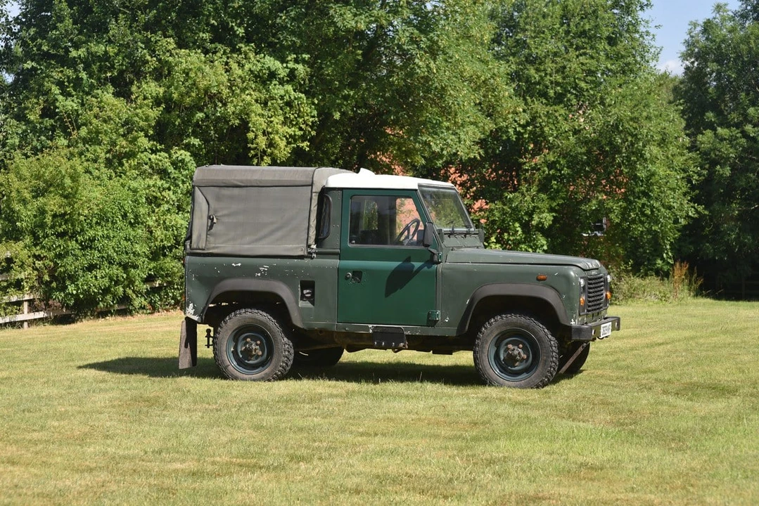 1986 Land Rover Defender 90 - Image 9 of 30