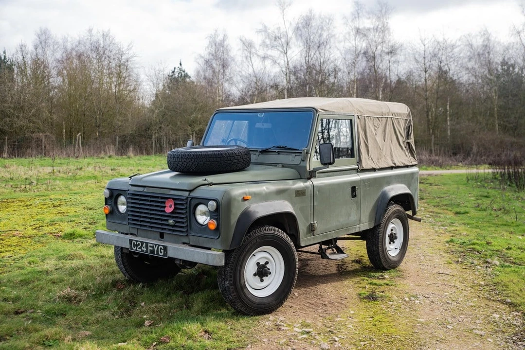1986 Land Rover Defender 90 - Image 17 of 30