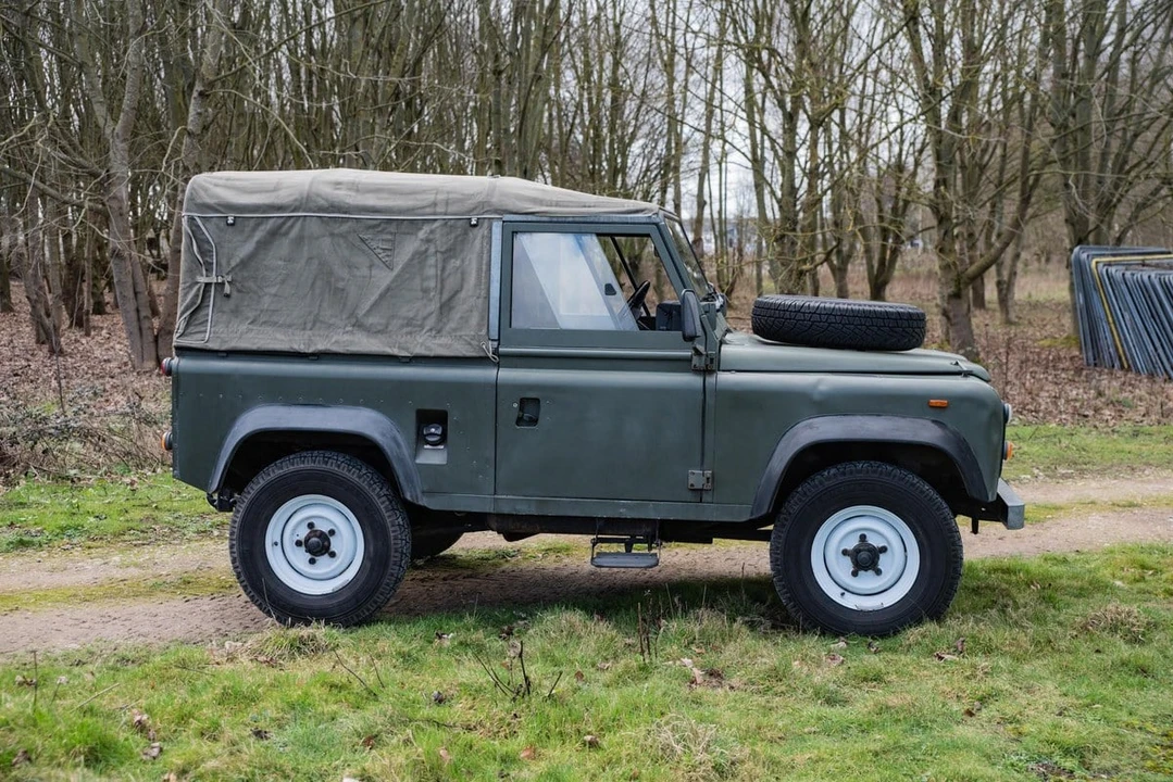 1986 Land Rover Defender 90 - Image 4 of 30