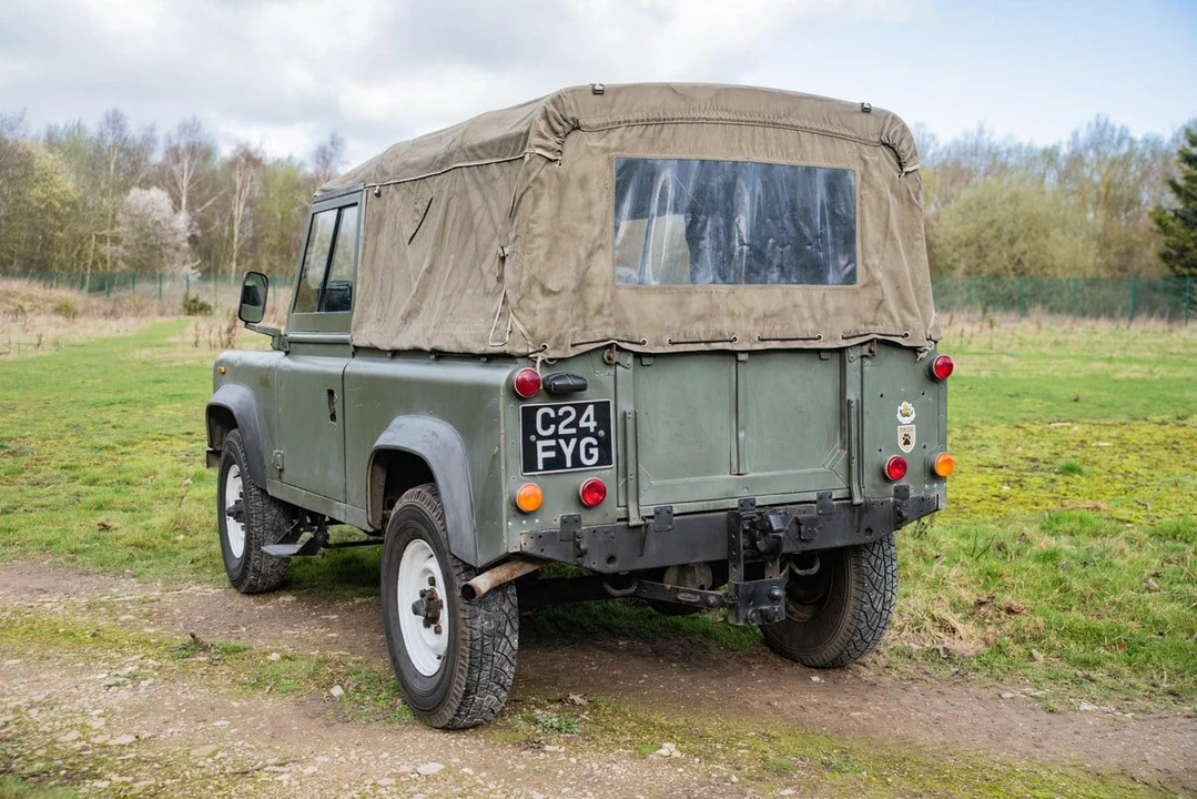 1986 Land Rover Defender 90 - Image 7 of 30