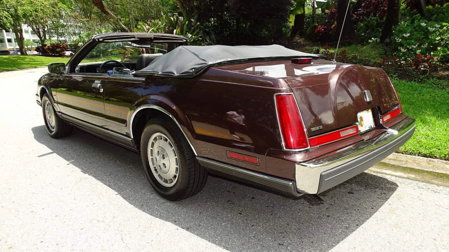 1986 Lincoln Continental Mark VII - Image 3 of 11