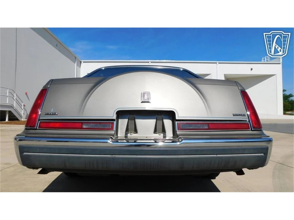 1986 Lincoln Continental Mark VII - Image 20 of 31
