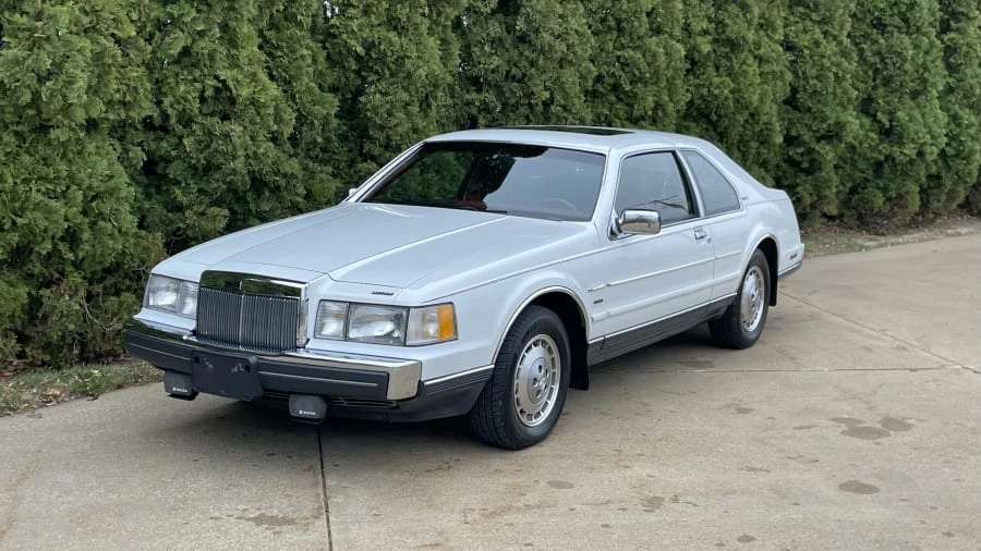 1986 Lincoln Continental Mark VII - Image 8 of 31