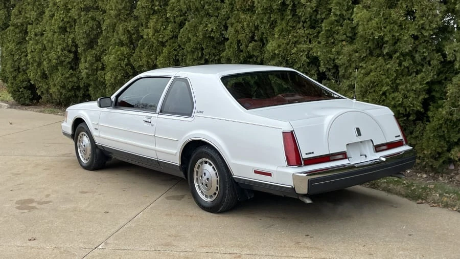 1986 Lincoln Continental Mark VII - Image 7 of 31