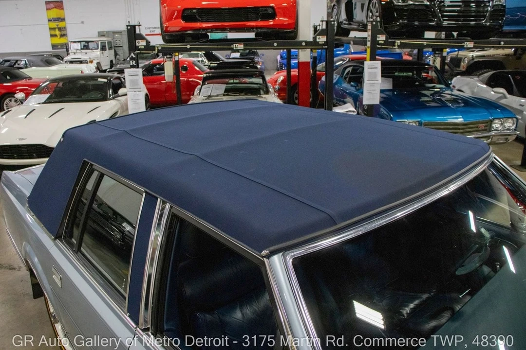 1986 Lincoln Town Car - Image 14 of 21