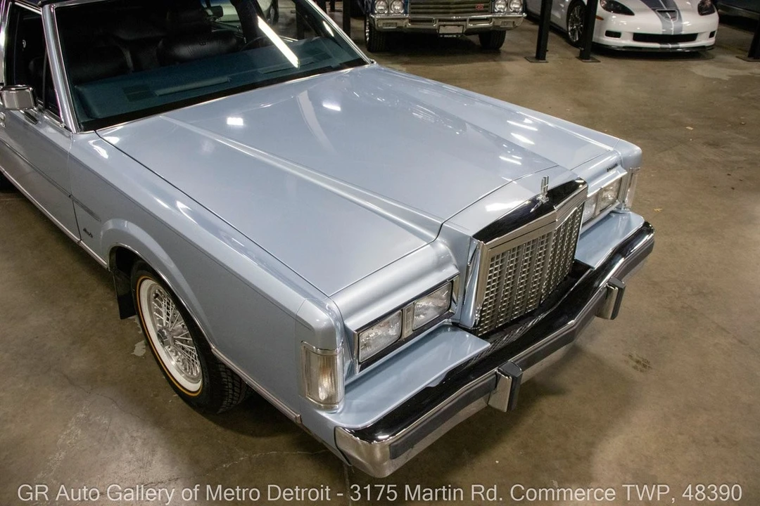 1986 Lincoln Town Car - Image 13 of 21