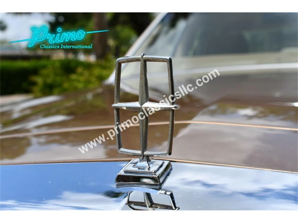 1986 Lincoln Town Car - Image 23 of 31