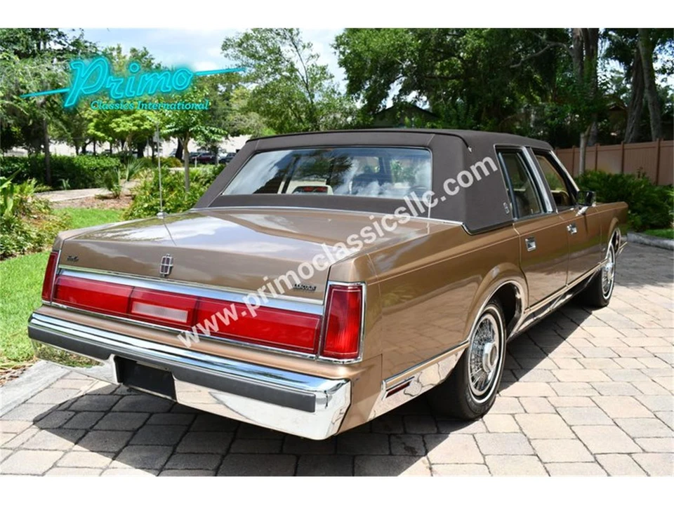 1986 Lincoln Town Car - Image 6 of 31