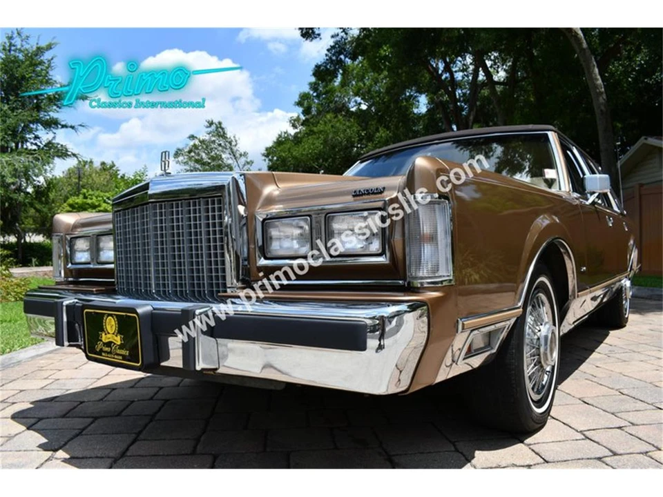 1986 Lincoln Town Car - Image 26 of 31