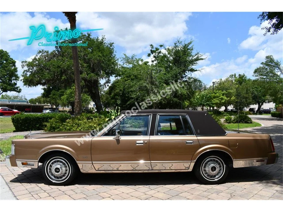 1986 Lincoln Town Car - Image 3 of 31