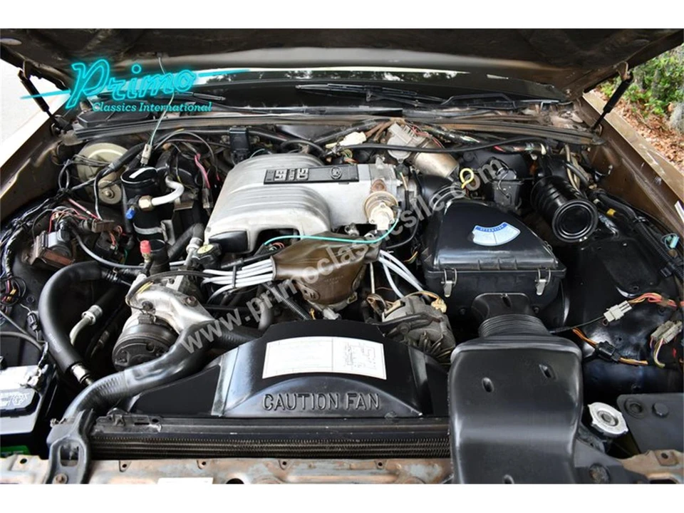 1986 Lincoln Town Car - Image 8 of 31