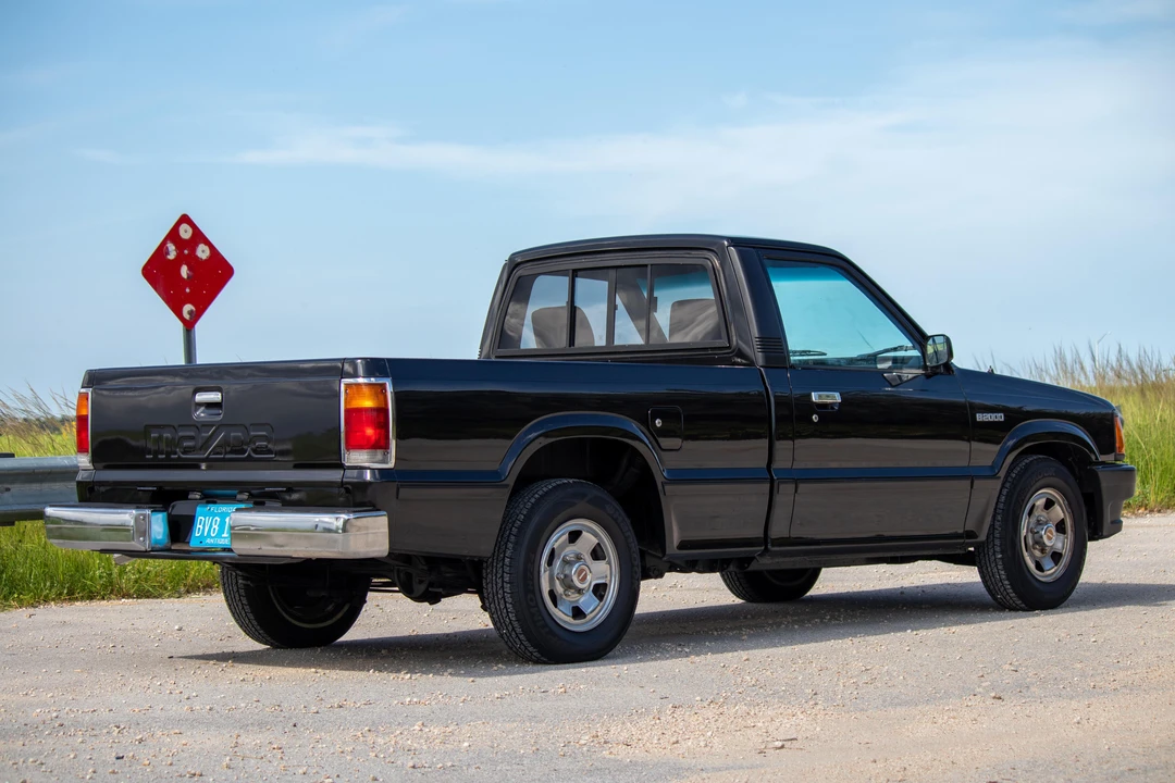 1986 Mazda B Series 4th Gen - Image 13 of 31