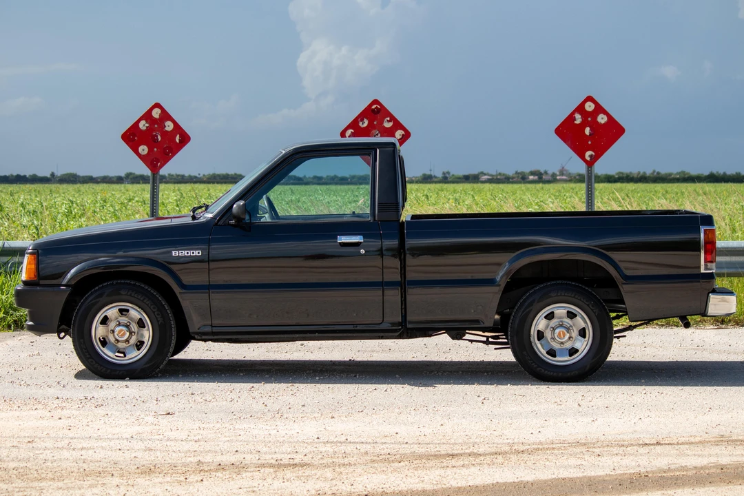 1986 Mazda B Series 4th Gen - Image 2 of 31