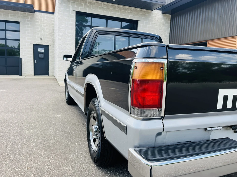 1986 Mazda B Series 4th Gen - Image 10 of 31