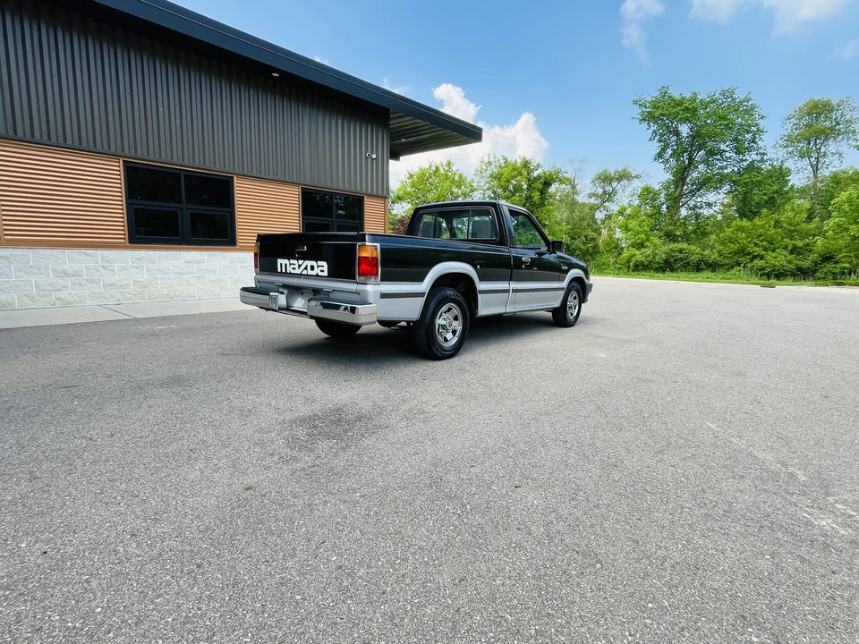 1986 Mazda B Series 4th Gen - Image 5 of 31