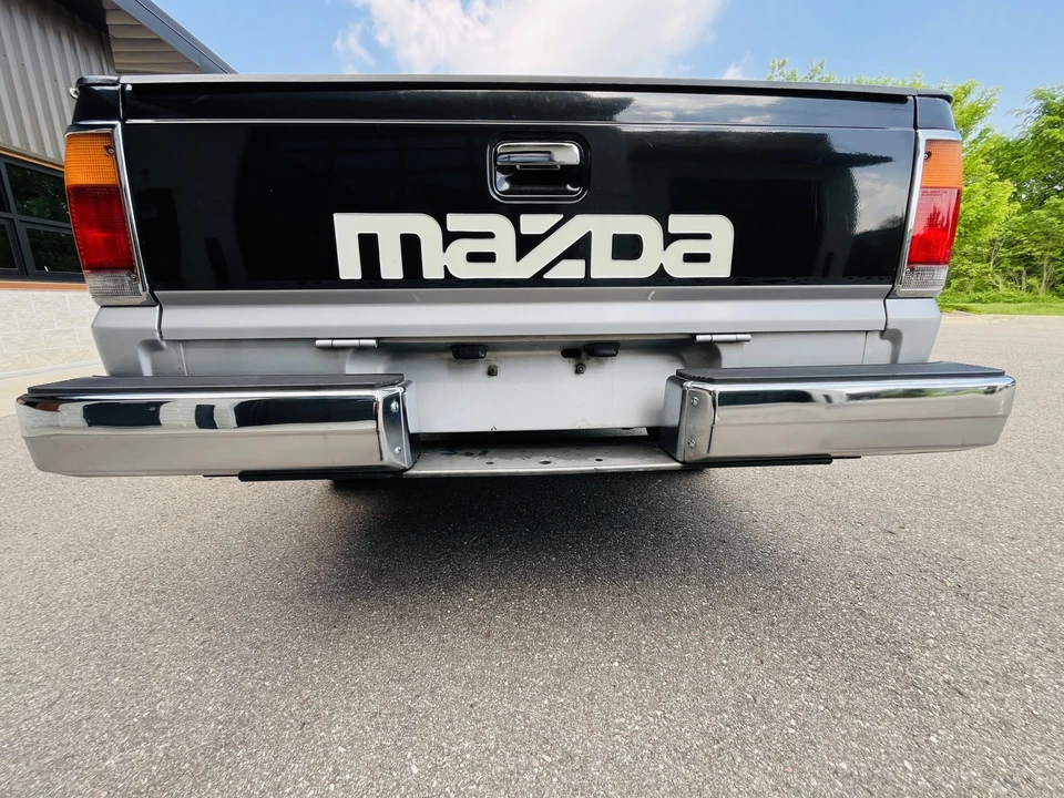 1986 Mazda B Series 4th Gen - Image 11 of 31