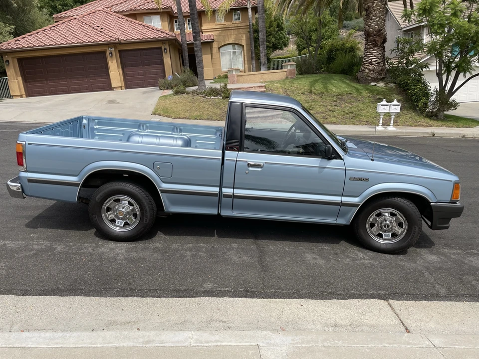 1986 Mazda B Series 4th Gen - Image 10 of 31