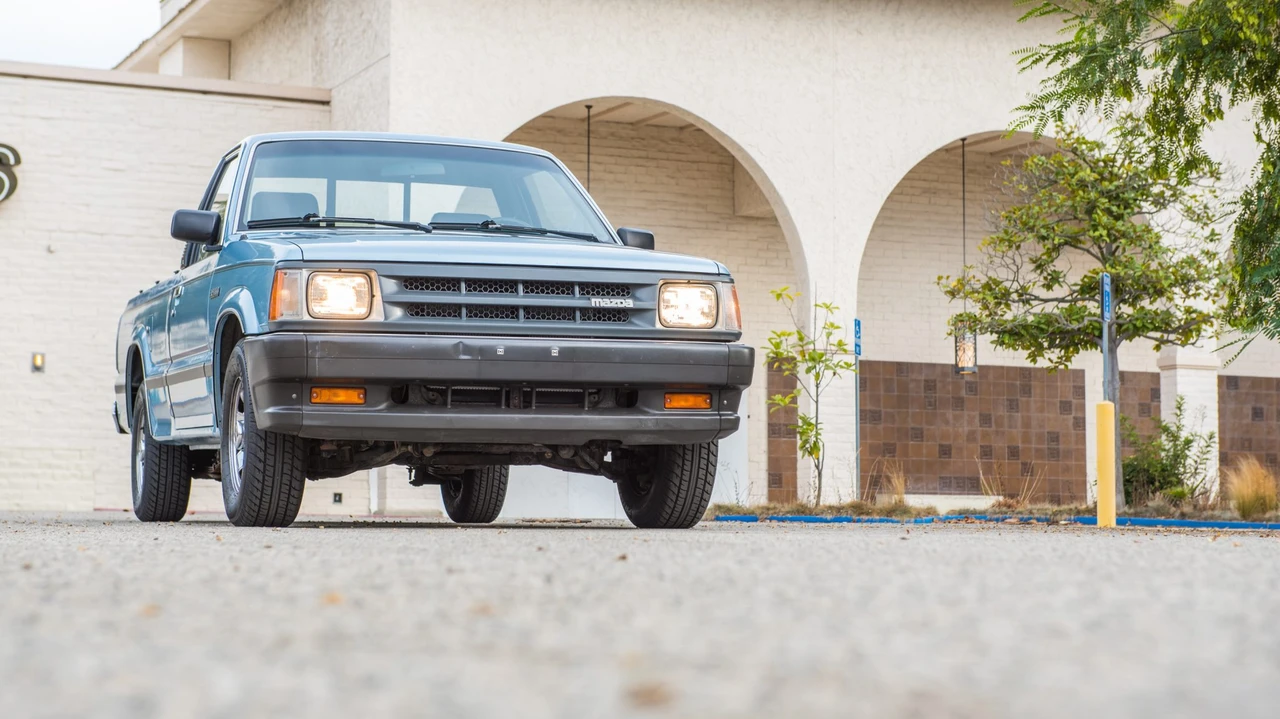 1986 Mazda B Series 4th Gen - Image 19 of 31