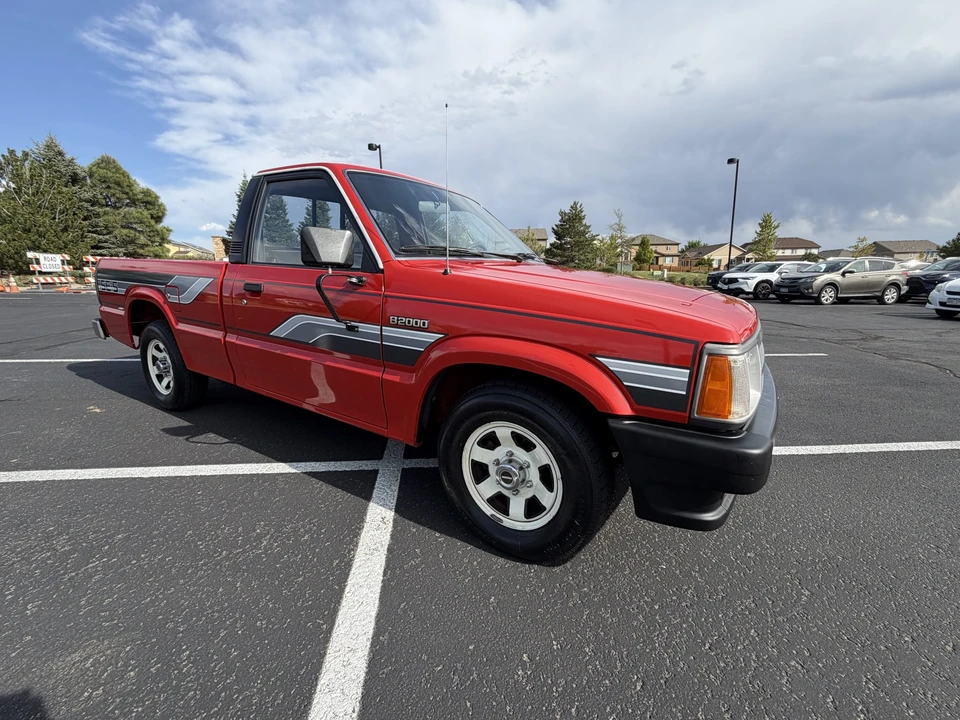 1986 Mazda B Series 4th Gen - Image 14 of 31