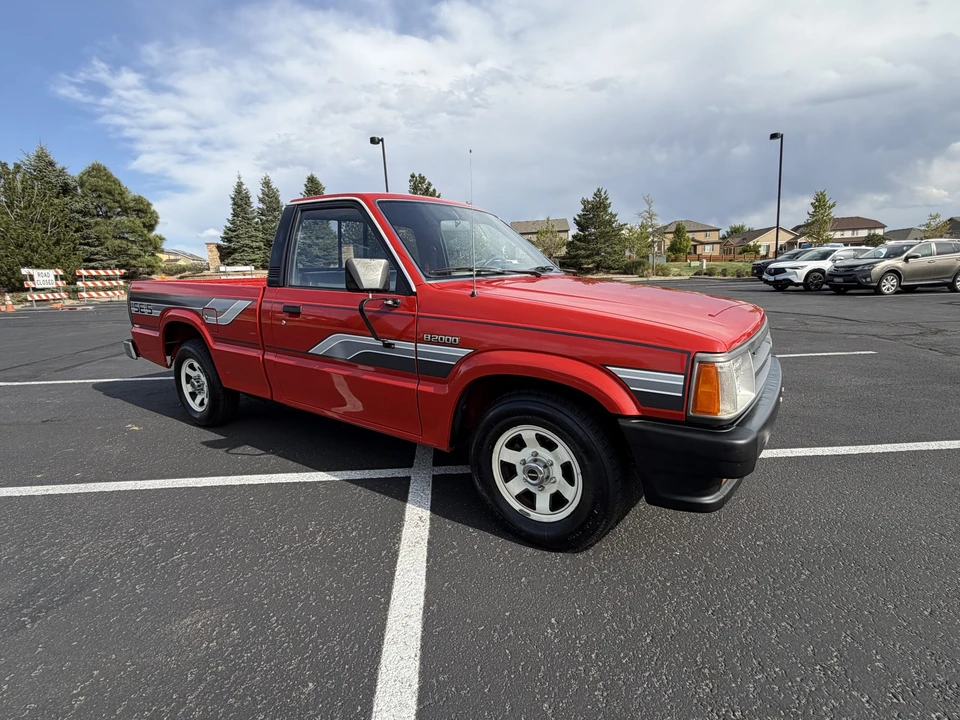 1986 Mazda B Series 4th Gen - Image 15 of 31