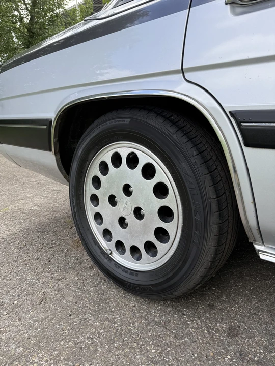 1986 Mazda HB Cosmo - Image 23 of 31