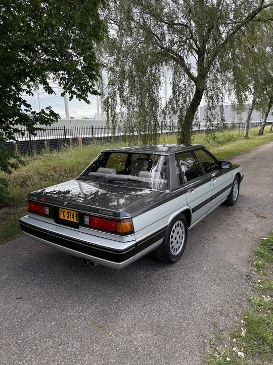 1986 Mazda HB Cosmo - Image 8 of 31