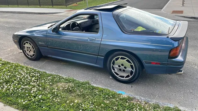 1986 Mazda RX-7 Coupe 2D