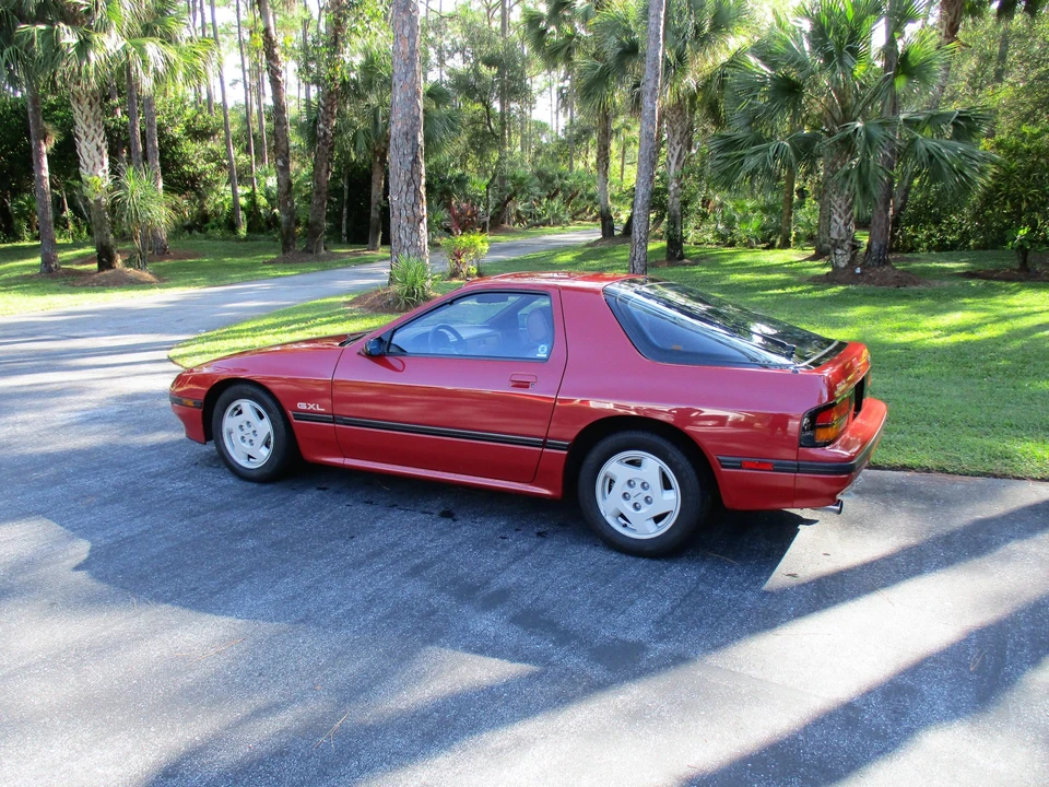 1986 Mazda RX-7 FC - Image 7 of 31