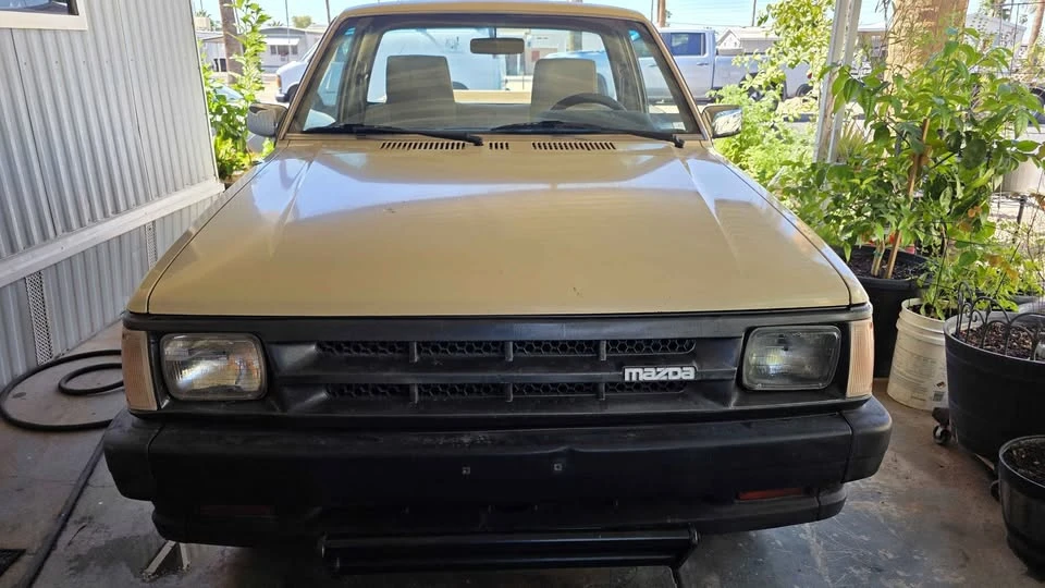 1986 Mazda B Series 4th Gen - Image 4 of 8