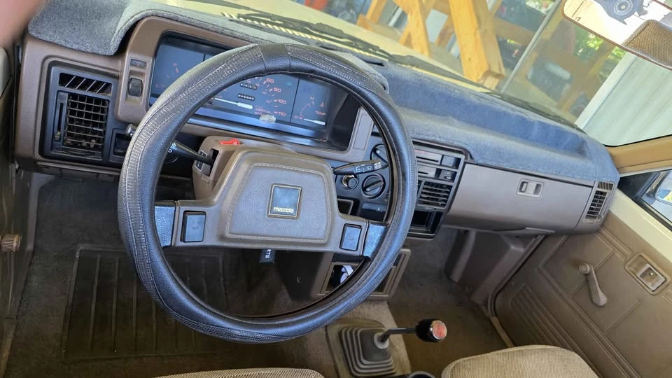1986 Mazda B Series 4th Gen - Image 6 of 8