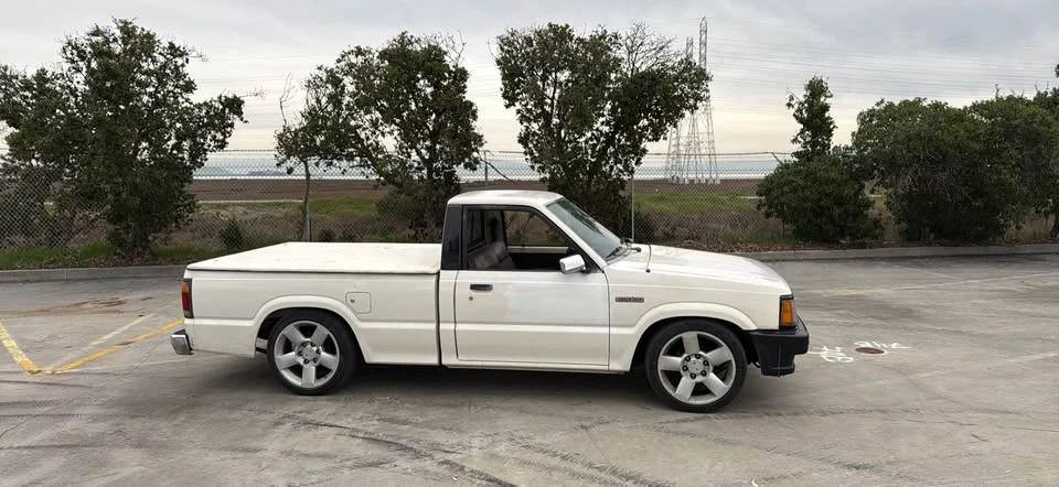 1986 Mazda B Series 3rd Gen - Image 3 of 4