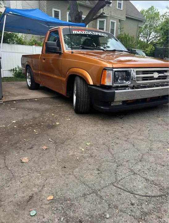 1986 Mazda B Series 4th Gen - Image 2 of 12