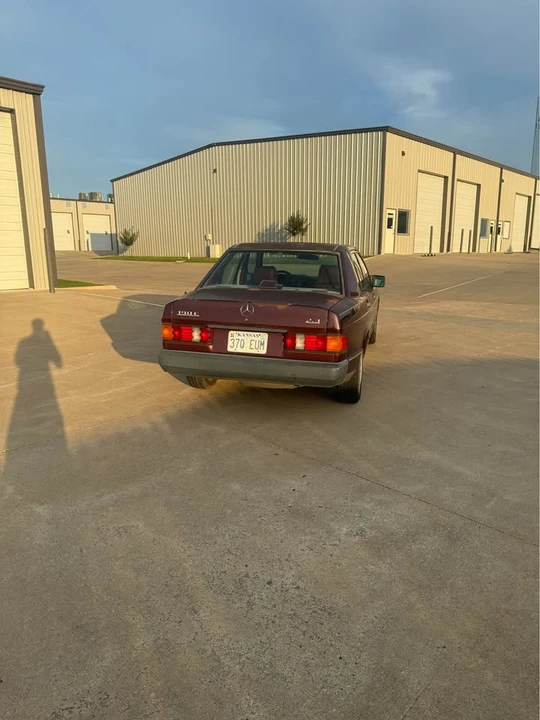 1986 Mercedes-Benz 190E - Image 5 of 17