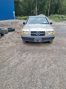 1986 Mercedes-Benz 190 E 2.3 Sedan 4D