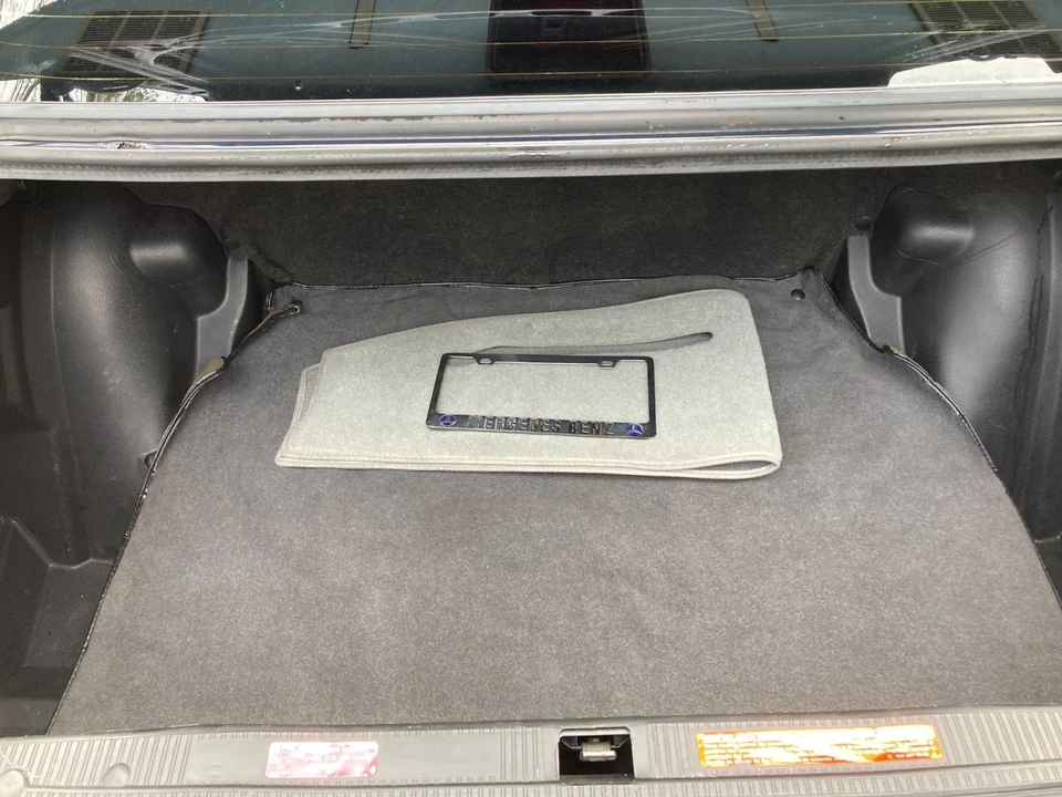 1986 Mercedes-Benz 190E - Image 12 of 21