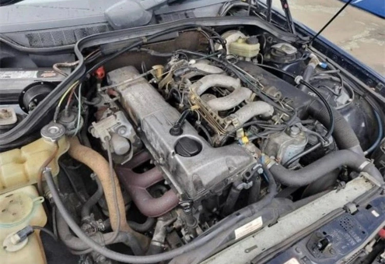1986 Mercedes-Benz 190E - Image 19 of 21