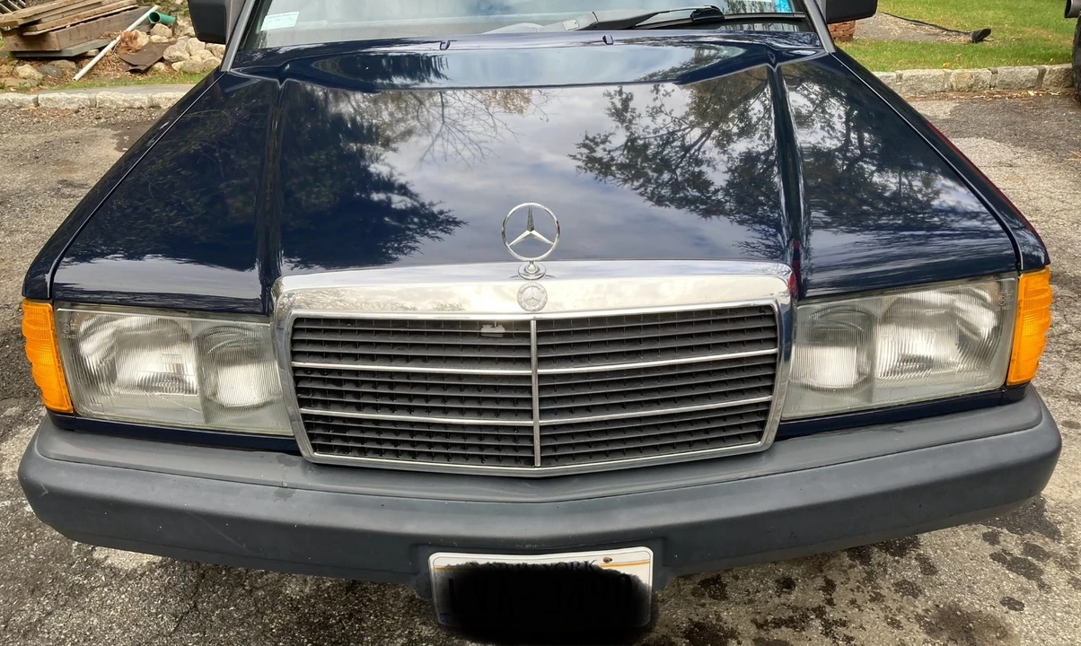 1986 Mercedes-Benz 190E - Image 10 of 21