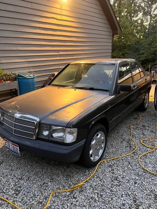 1986 Mercedes-Benz 190E - Image 3 of 14