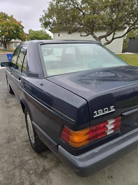 1986 Mercedes-Benz 190E - Image 7 of 15
