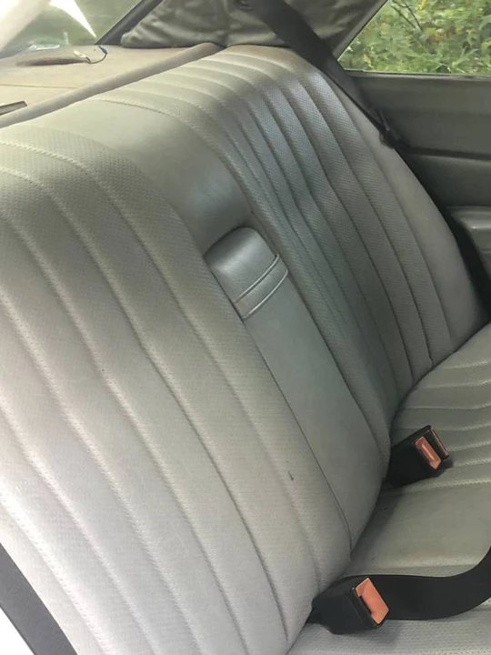 1986 Mercedes-Benz 190E - Image 17 of 22